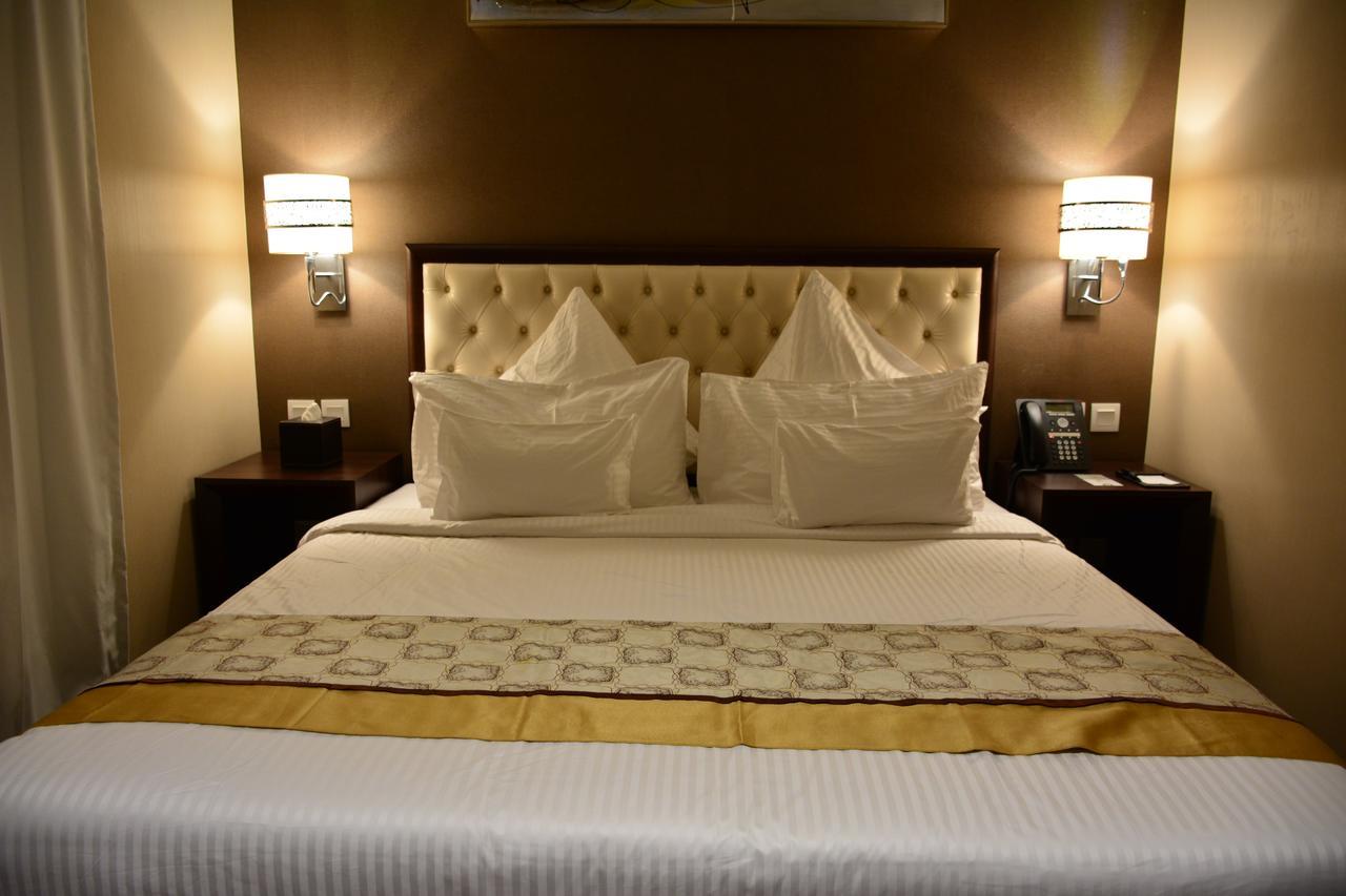 Home Inn Hotel Suites Khobar Exterior foto